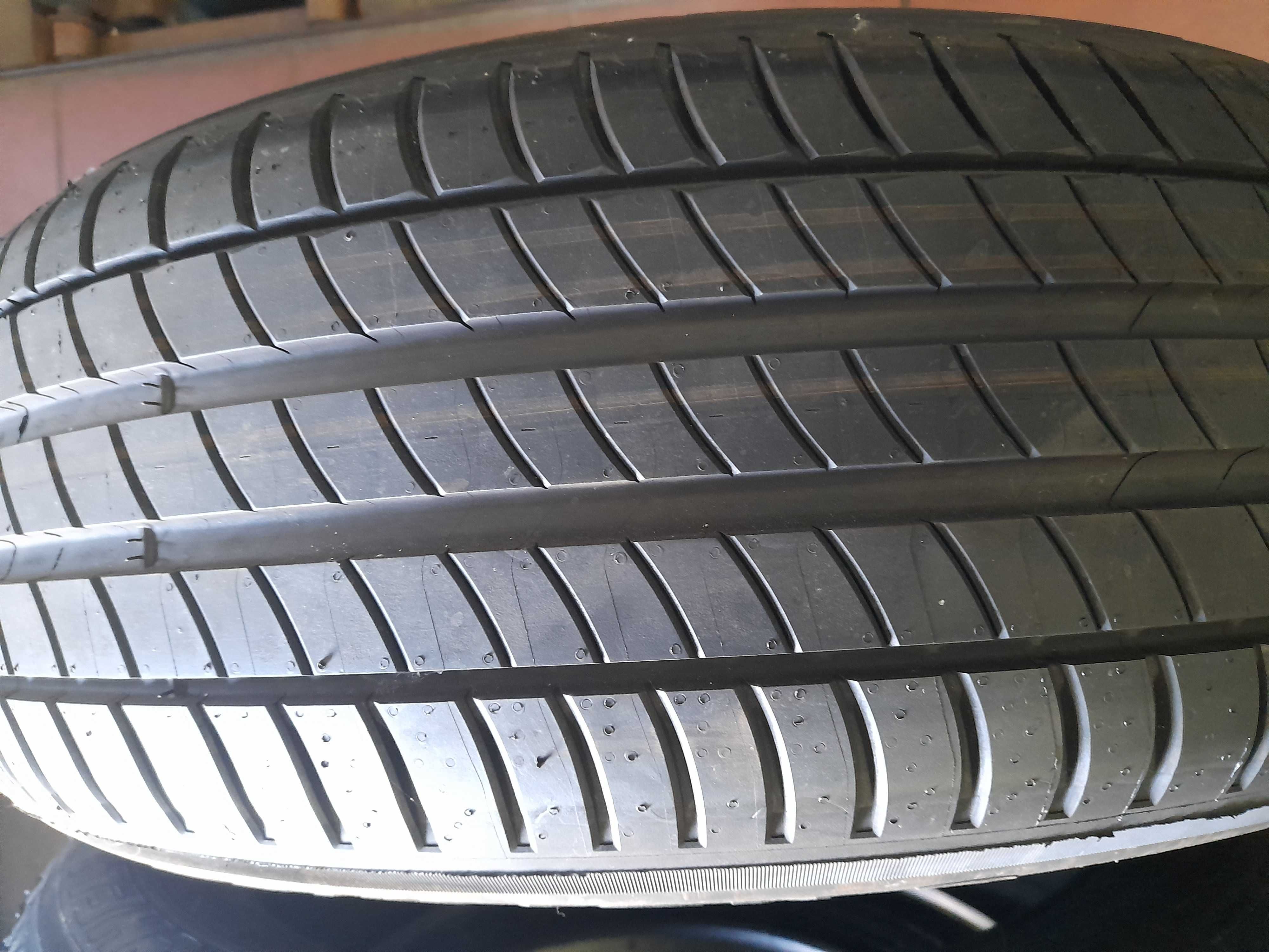 Opony demo 205/55r19 Michelin