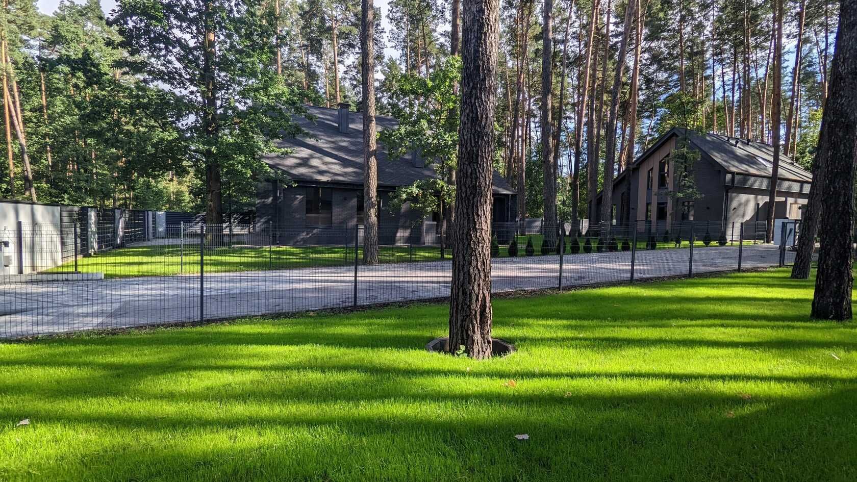 Будинок / дача під Києвом в лісі Бобриця Білогородка озеро поряд