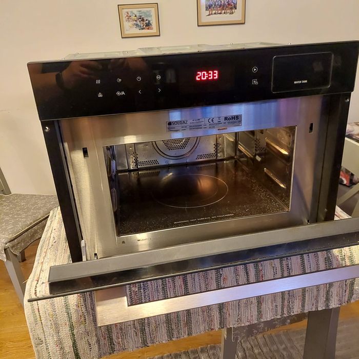 Piekarnik elektryczny do zabudowy, czarny