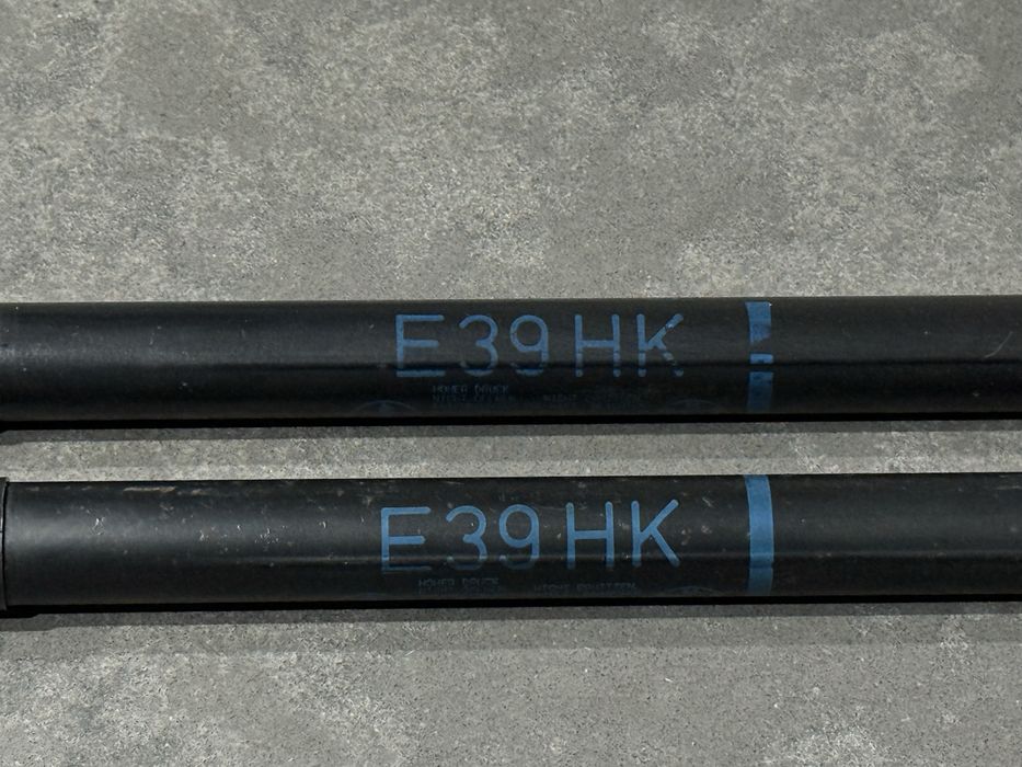 BMW E39 Sedan Амартизатори кришки багажника Газові Упори Шрот аморти