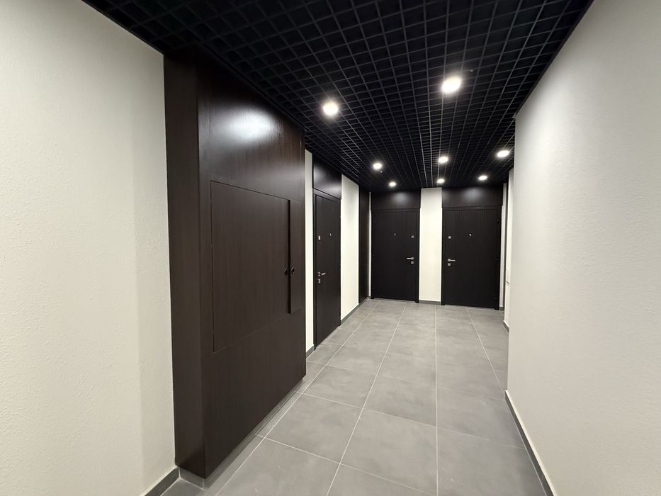 Варшавський делюкс продаж квартири