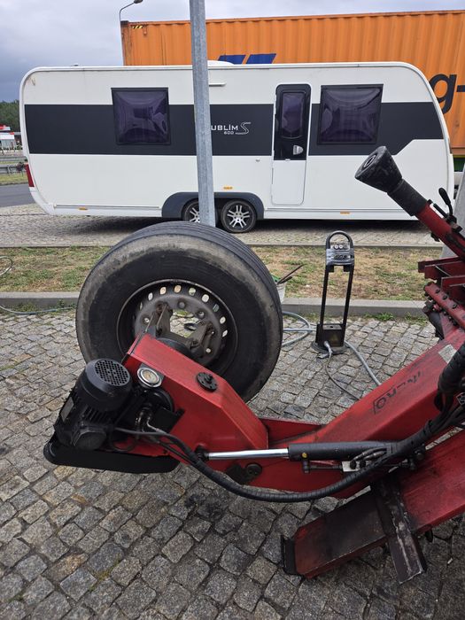 Pomoc drogowa mobilna wulkanizacja 24h