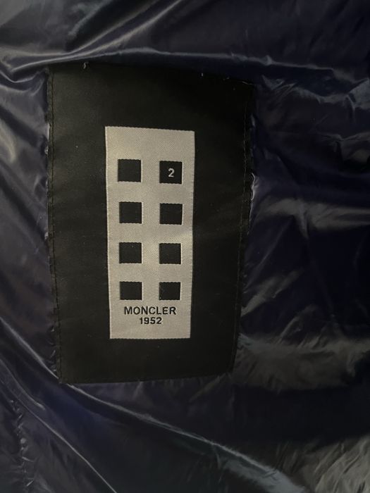 Niebieska kurtka moncler męska