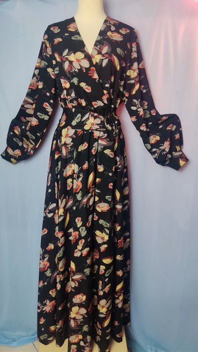 Sukienka czarna łączka roz. 46/48/40