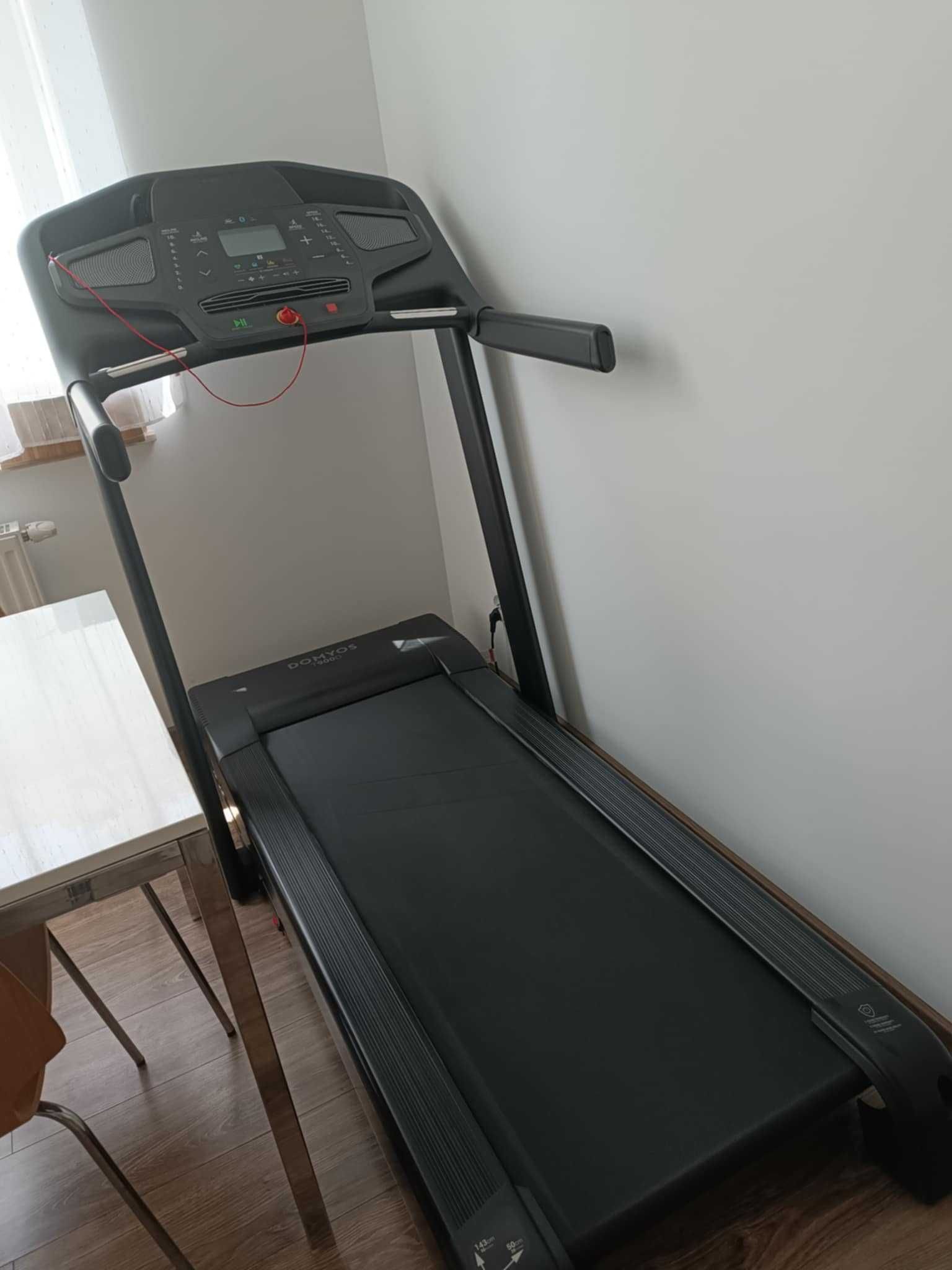 Bieżnia Domyos T900D E-connected