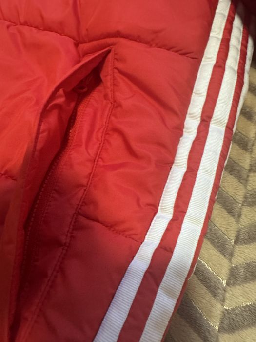 Куртка adidas зима -осінь