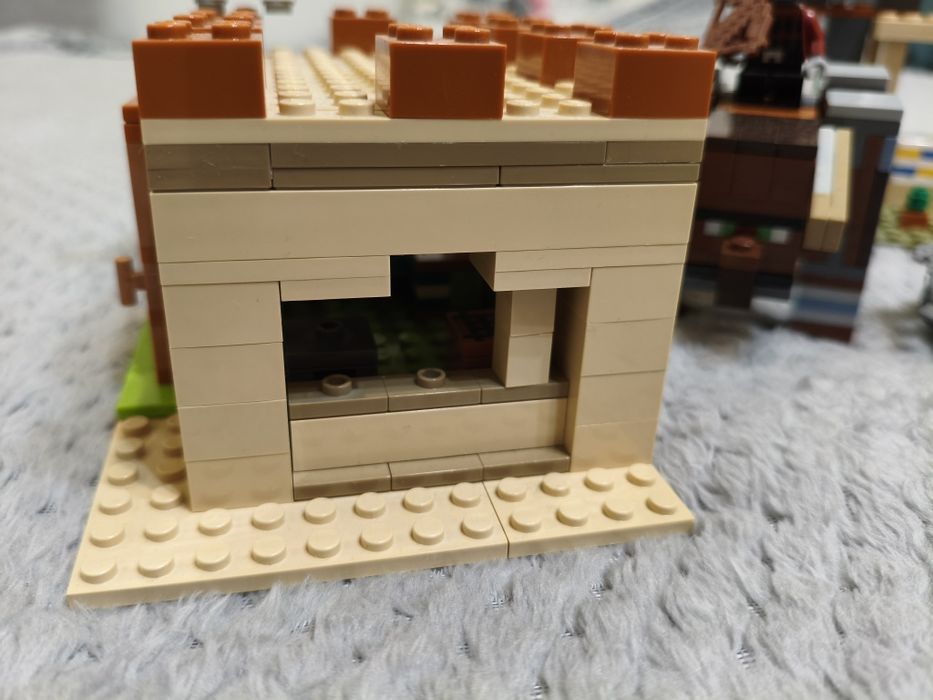 Zestaw LEGO 21160 Minecraft