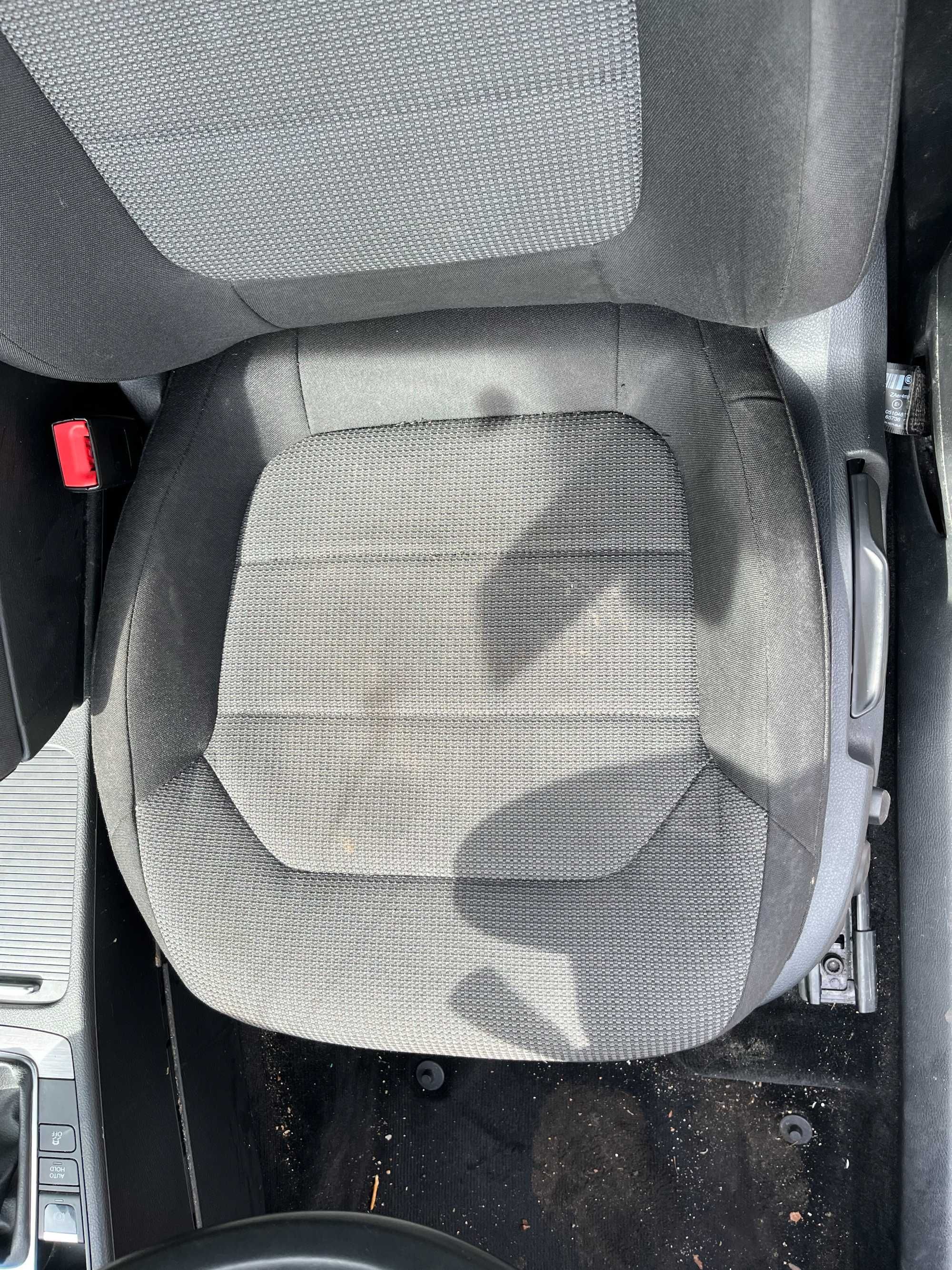 Fotel Przedni prawy lewy VW Passat B7 podgrzewany europa