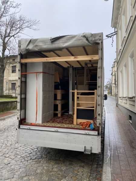 Transport-Przeprowadzki. Wywóz zbędnych mebli i sprzętów.