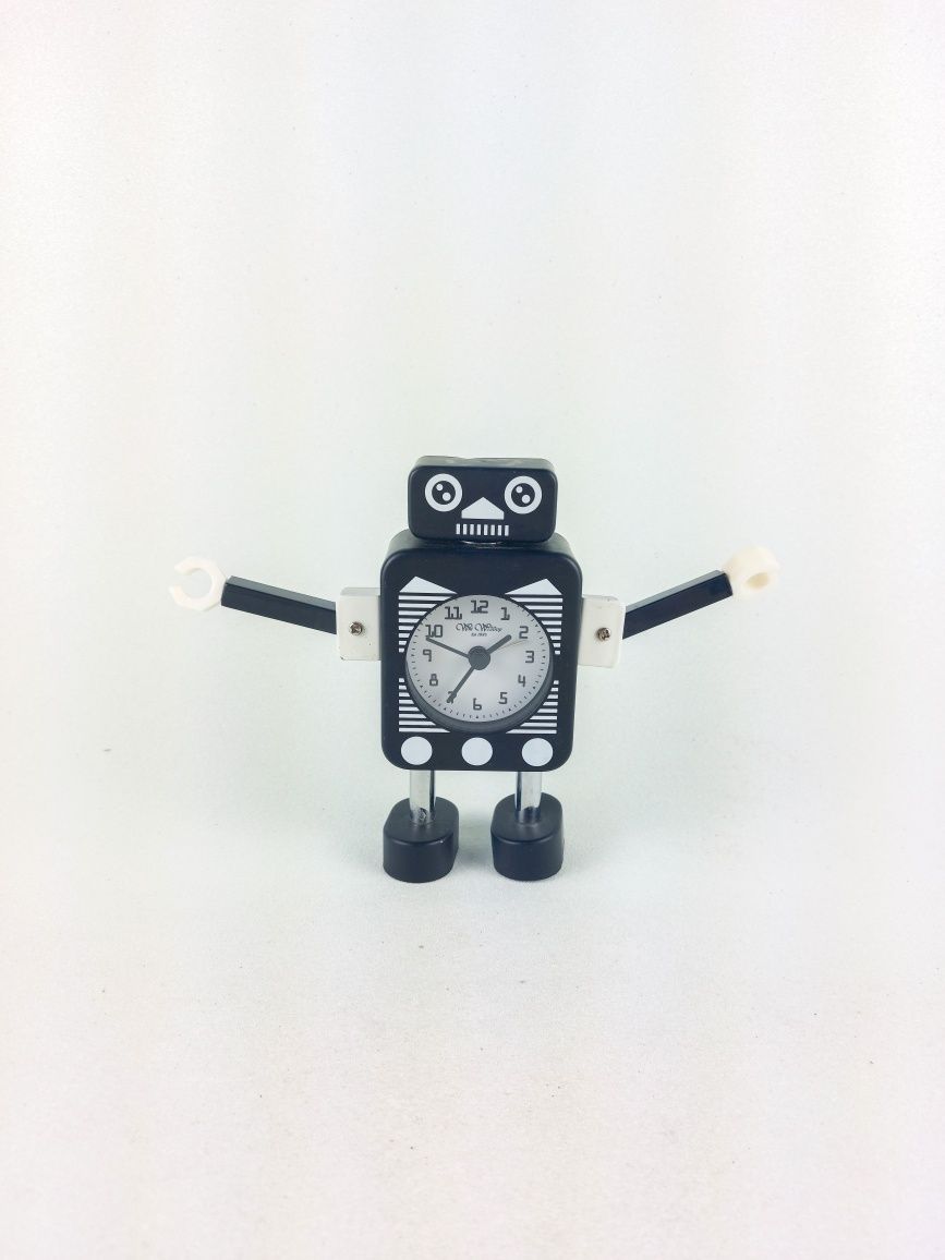 Zegarek budzik robot