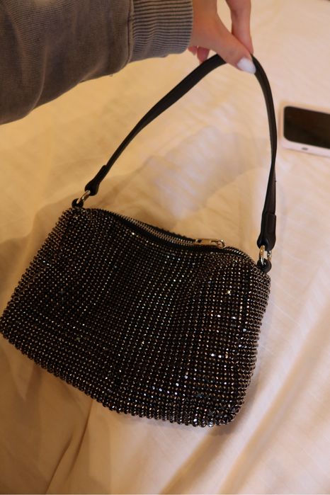 Сумка з сяючими камінцями