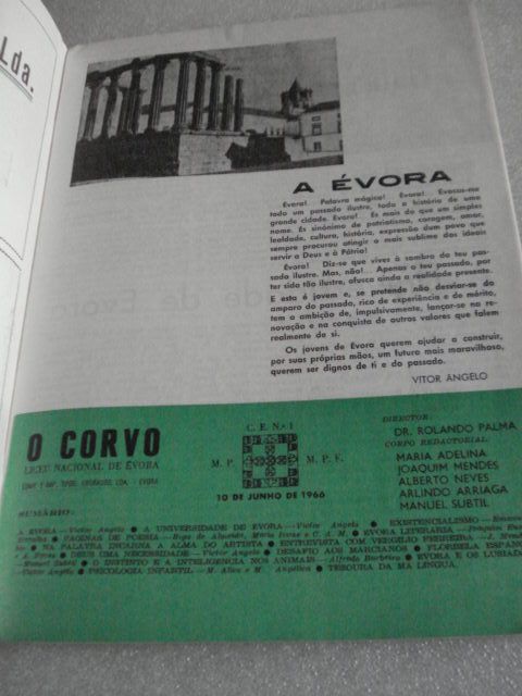 Revista Antiga O Corvo de 1966 - Capa com desenho de Julio Resende