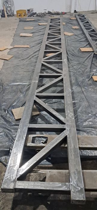 Виробництво та монтаж; Навіси, Ферми, Ворота, Ангари, Перила