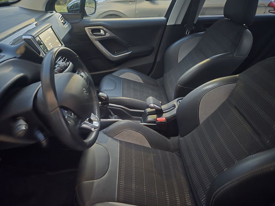 Peugeot 2008 1.2 gasolina — foto 6