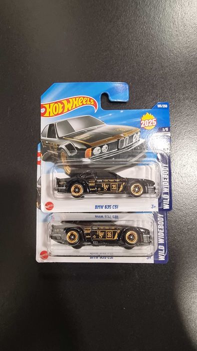 Hot wheels novos em caixa