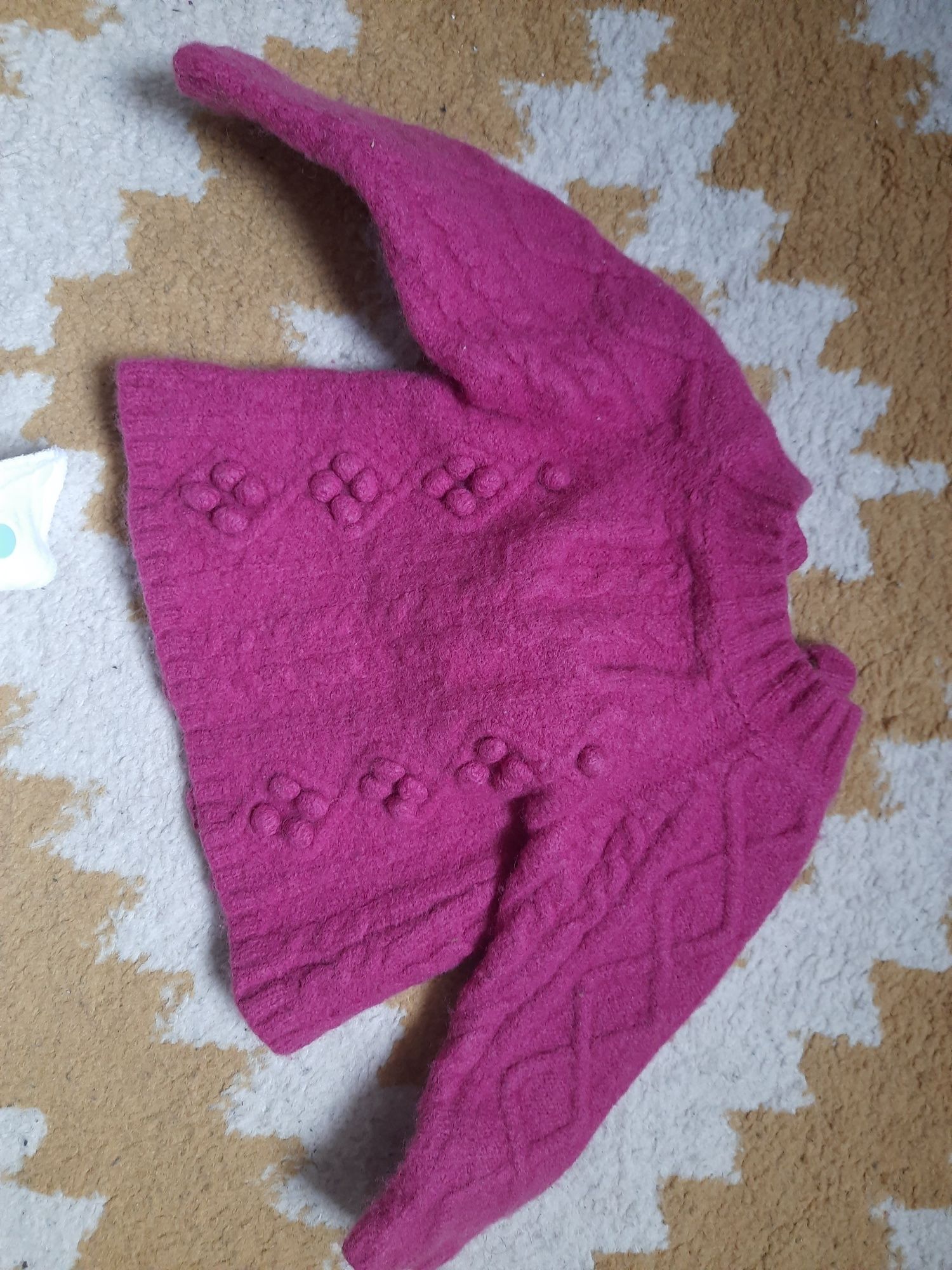 Wełniany sweterek różowy 80