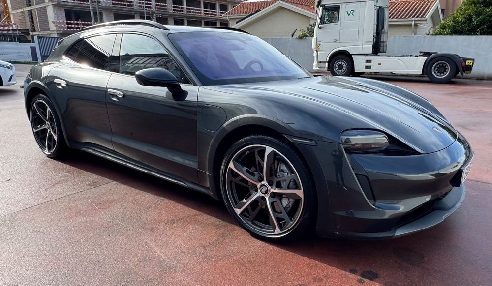 Porsche Taycan Sport Turismo bateria Performance Plus