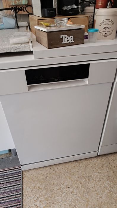 Vendo máquina de loiça avariada