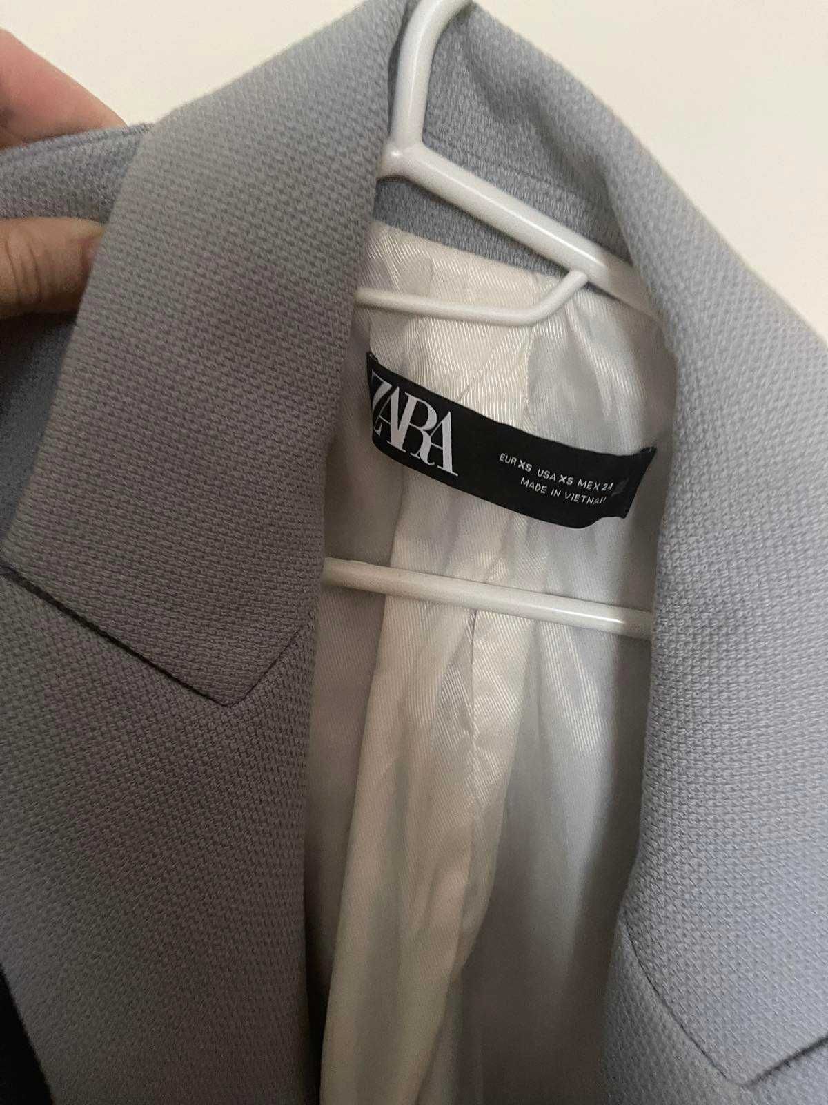 модний піджак   від ZARA   (XS розміру) сіро-голубого коляру
