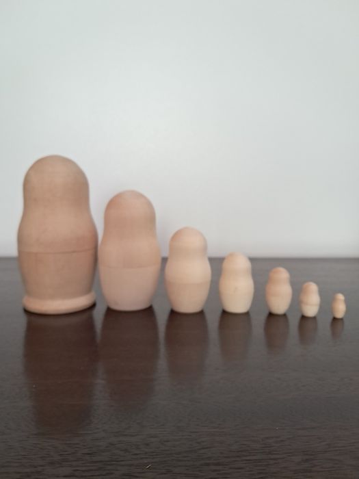 Conjunto 7 matrioscas para pintar