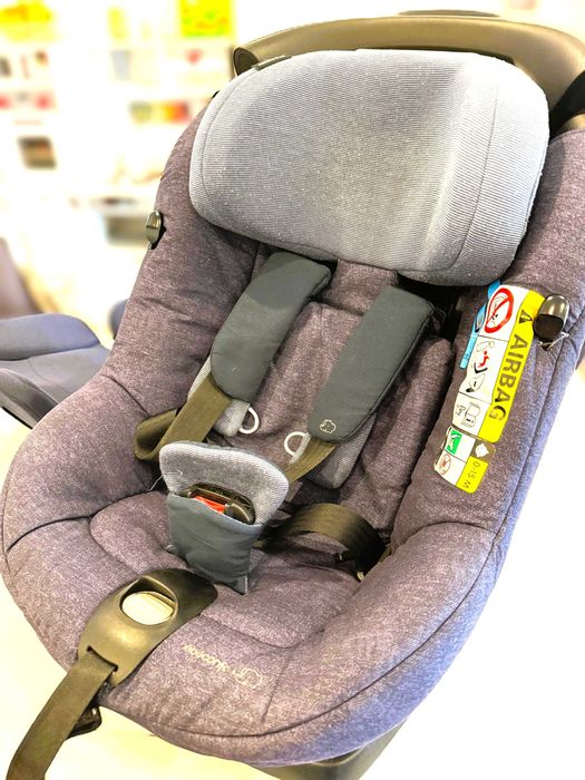 Cadeira Auto Bébé Confort AxissFix Plus -  COMO NOVA!