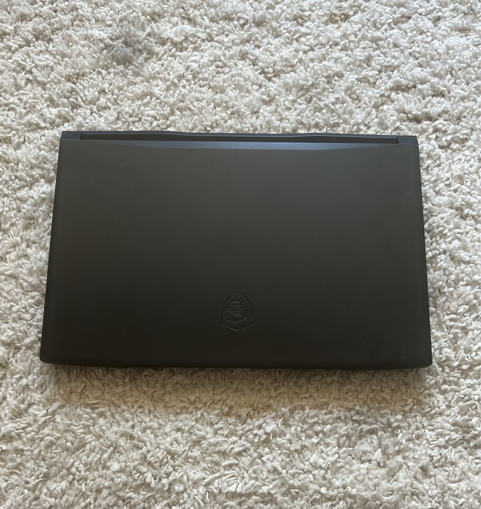 Laptop MSI Katana GF76 11UD. Inrel core i7/GeForce RTX 3050