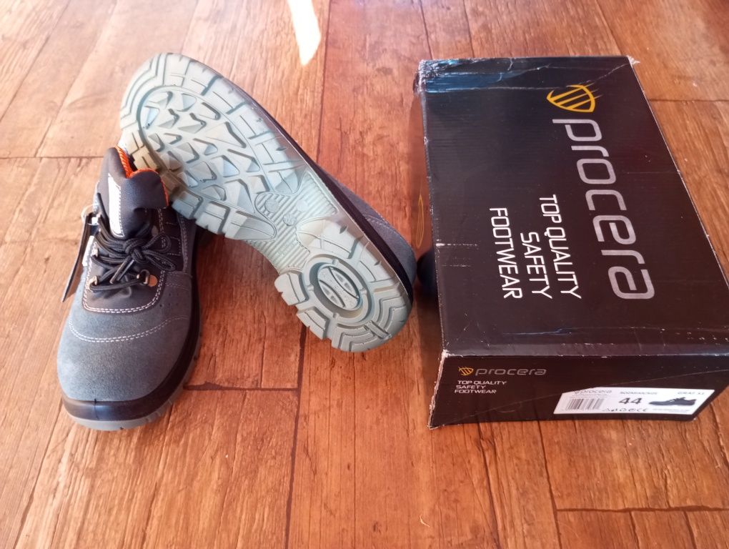 Buty robocze r. 44