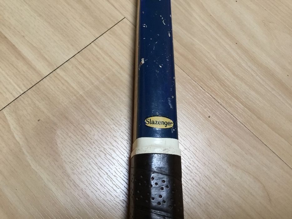 Raquete de ténis antiga Slazenger