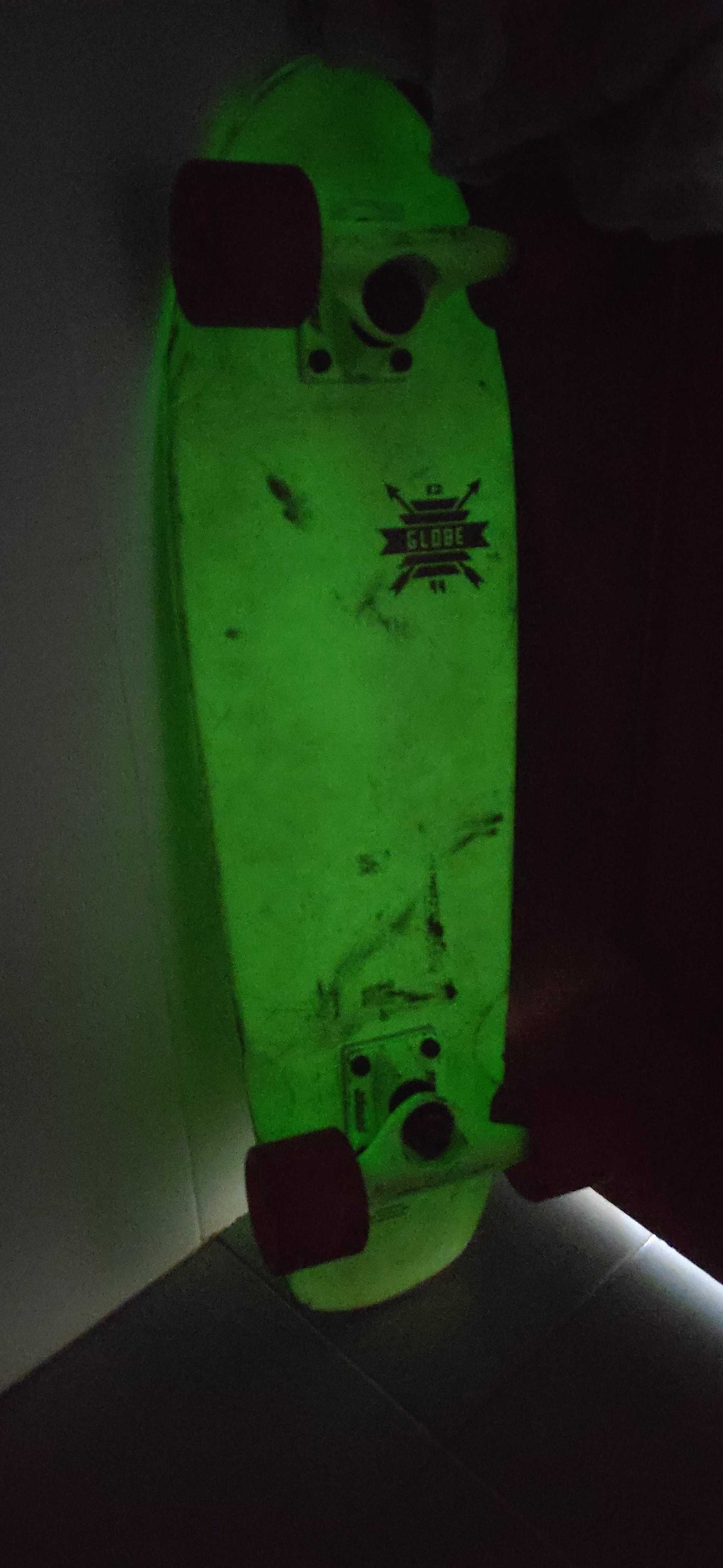 Penny Skate/Mini Cruiser Skateboard Globe Fluorescente + Leds