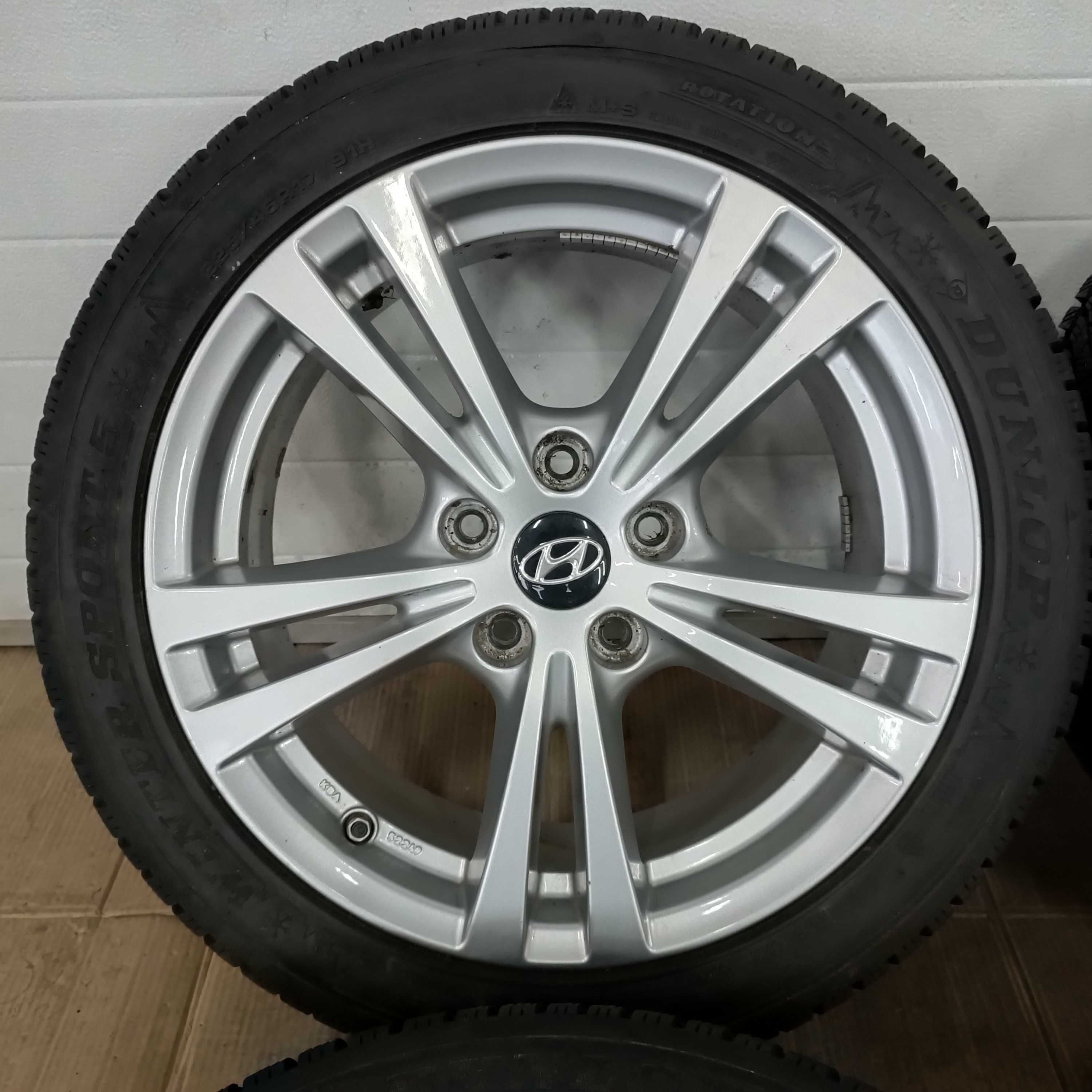 Koła Zimowe 17" 5x114.3 Hyundai i30 i40 Ceed 225/45/R17