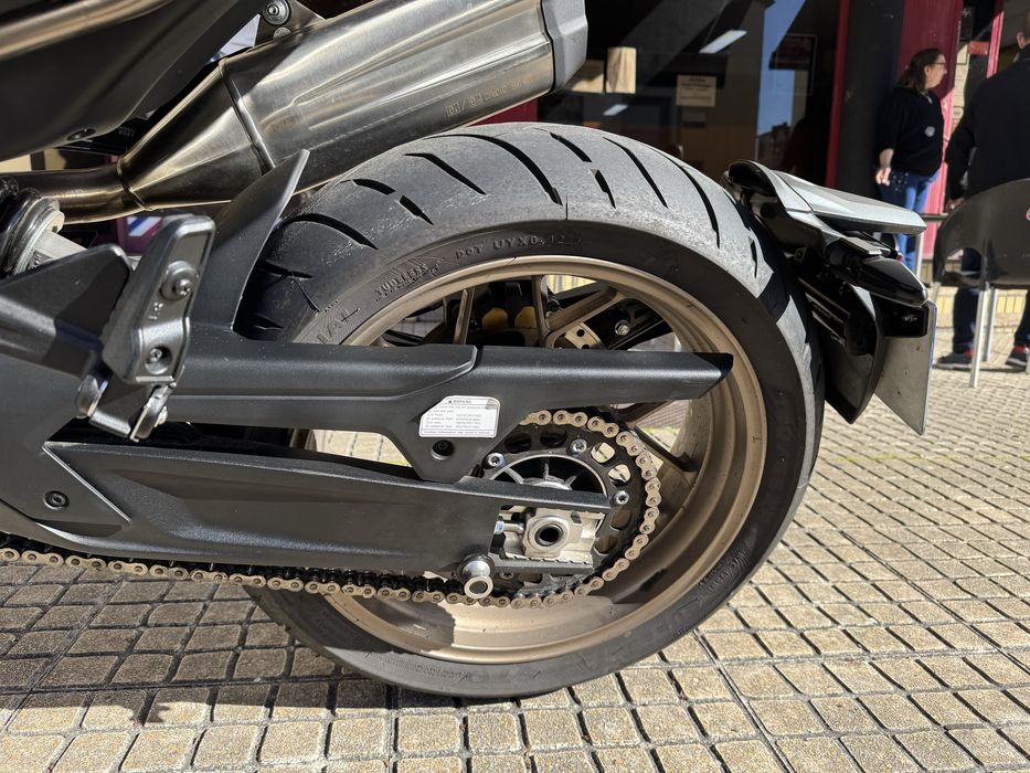 Moto Cfmoto- 800-Nk