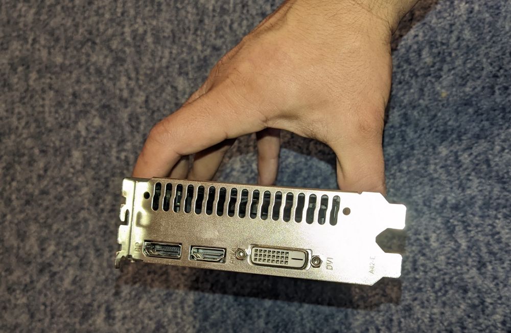 GTX 1050 Ti 4GB на запчастини