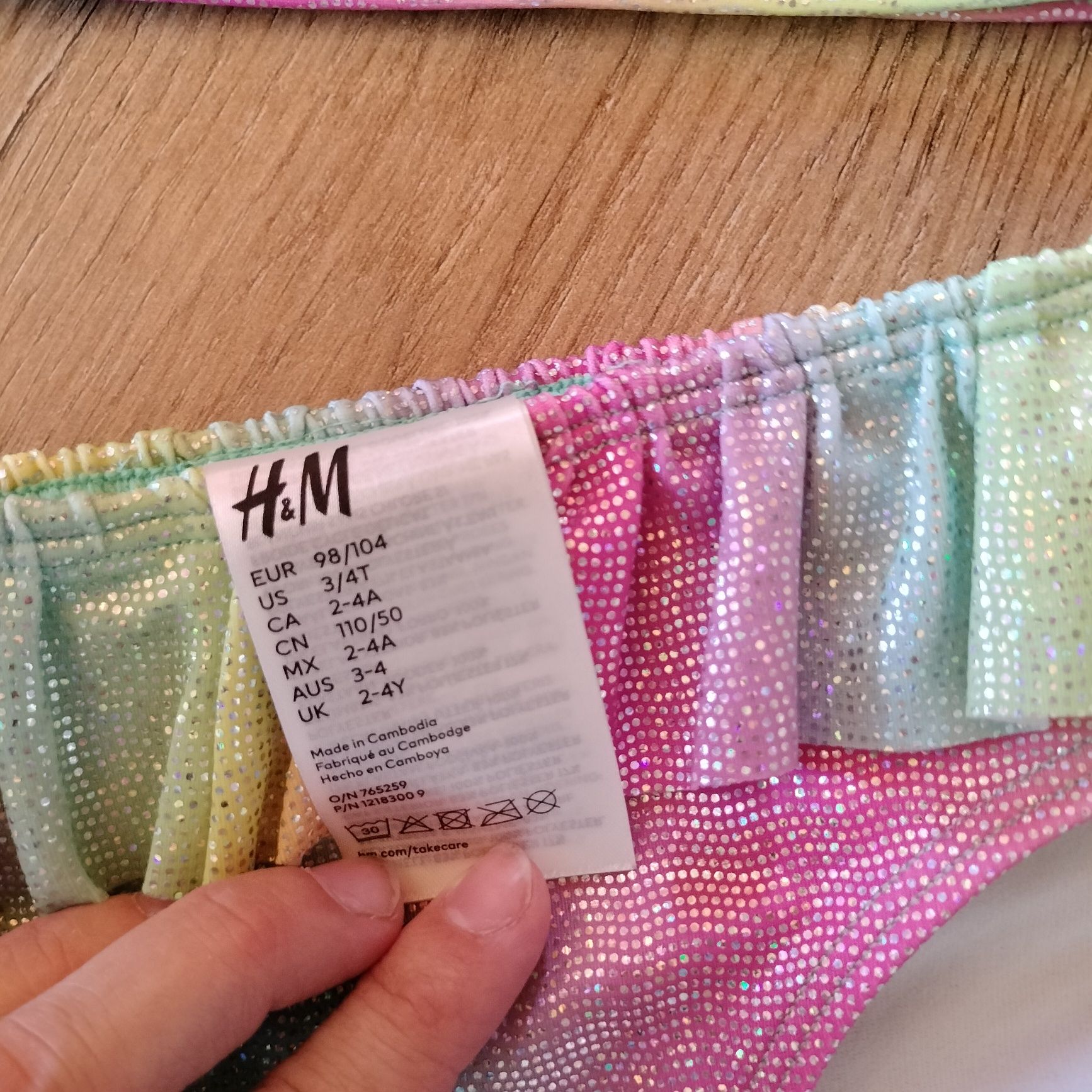 Kolorowy błyszczący strój kąpielowy H&M 98/104m