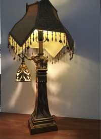 Indyjska lampa stojąca