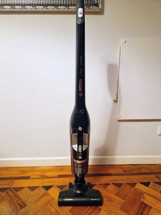 Aspirador Vertical e Portátil Bosch Serie 4 Flexxo Preto