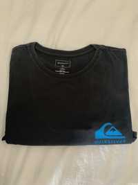 T-shirt preta da Quicksilver