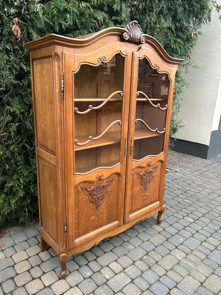 Witrynka biblioteka w stylu ludwikowskim gięte nóżki Ludwik XV stylowa