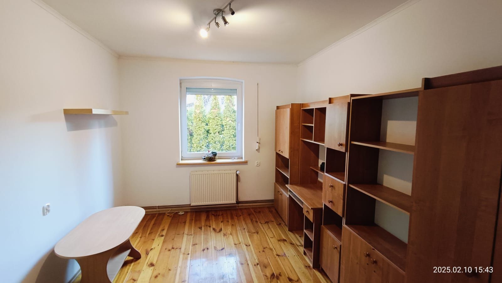 Duże bezczynszowe mieszkanie z garażem sprzedam