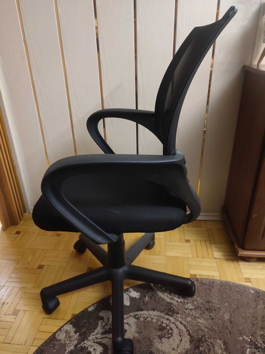 Krzesło Biurowe obrotowe