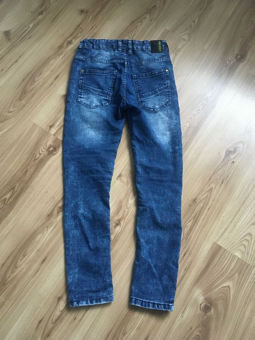Reserved spodnie rozm.152