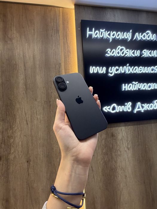 Used IPHONE 16 256 Black Neverlock Костюшка,5 igrand