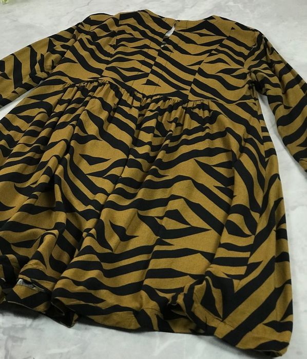 Платье H&M платья НМ с рукавом