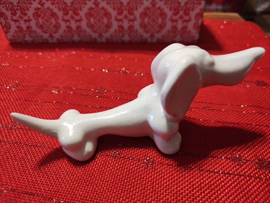 Figurka psa  jamnika klejona prl Kuka Wojciech Rydz