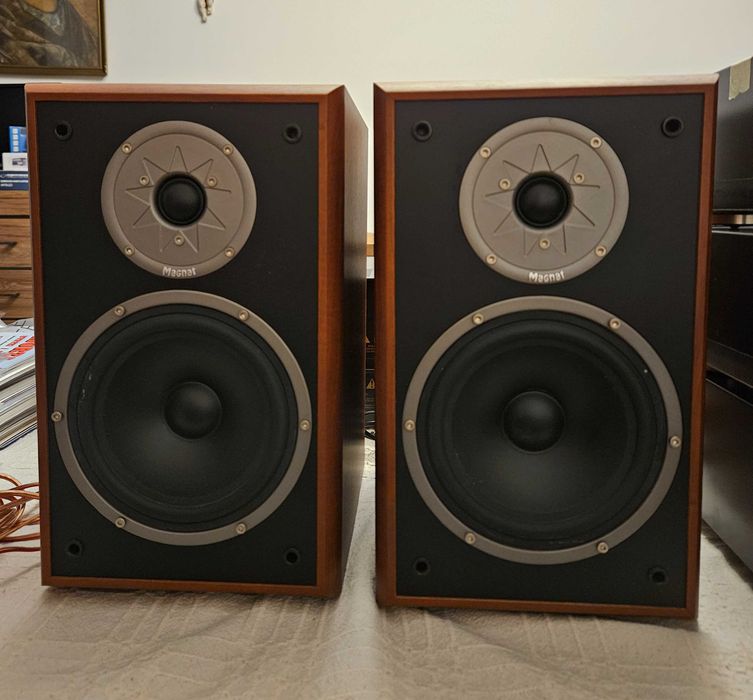 Magnat Monitor Supreme 200