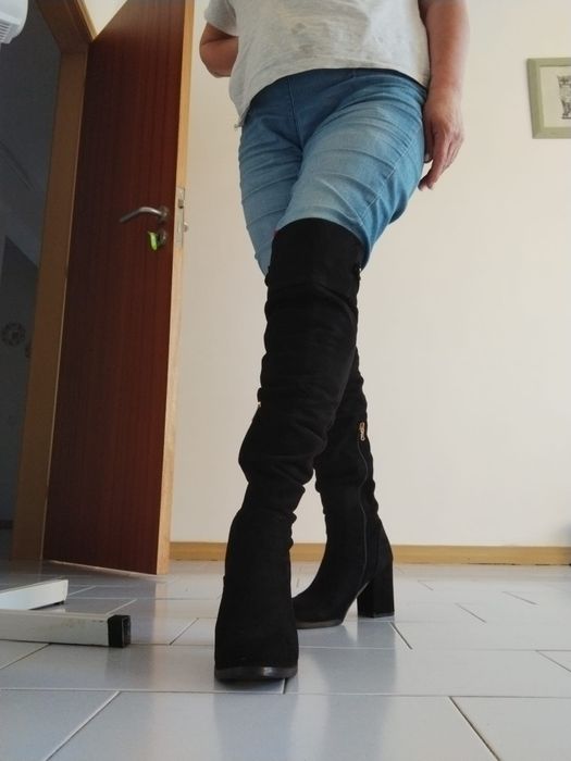 Botas cano alto senhora nr 38