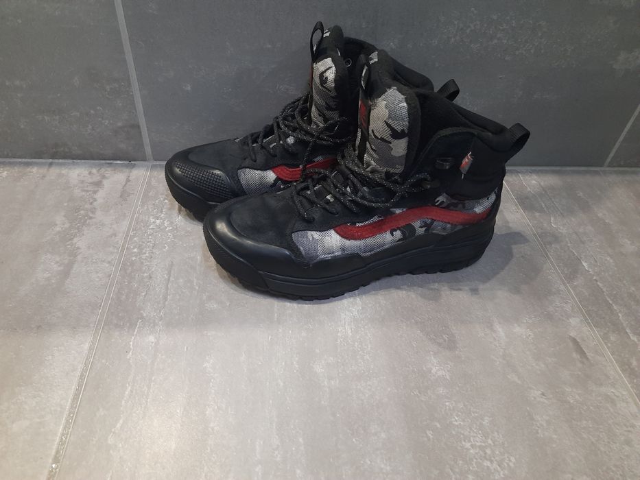 Buty 43  VANS   *jak nowe *