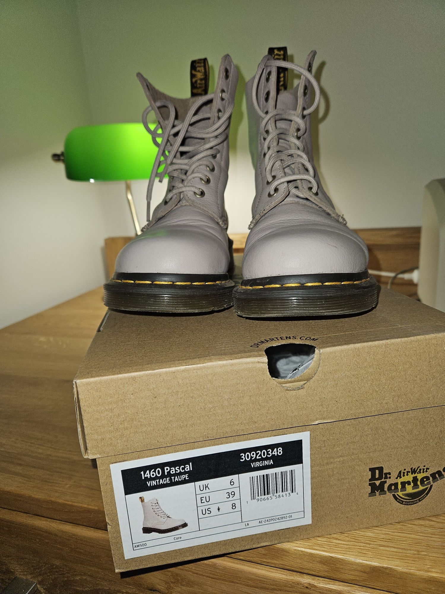 Buty Dr Martens 1460 Pascal Virginia rozm. 39