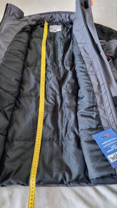 Зимова робоча куртка Artmas 62 розмір