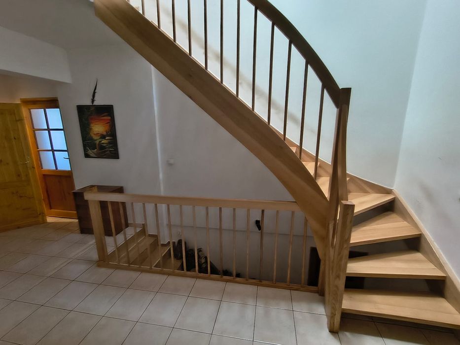 Wynajmę duży dom przy lesie