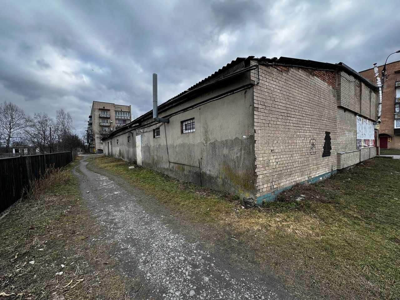 Просторе комерційне приміщення в оренду — 618 м² смт. Понінка
